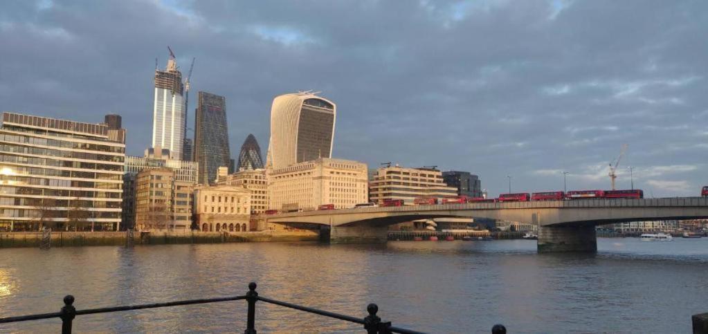 Modern Deluxe 1 Bed Apartment Bermondsey London Bridge Esterno foto